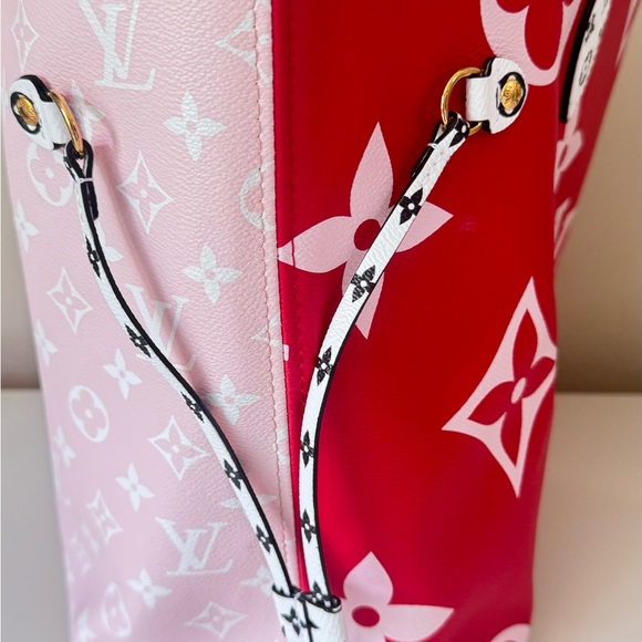 LOUIS VUITTON Monogram Giant Neverfull Red / Pink / Orange MM Tote /Shoulder Bag - Picture 5 of 16